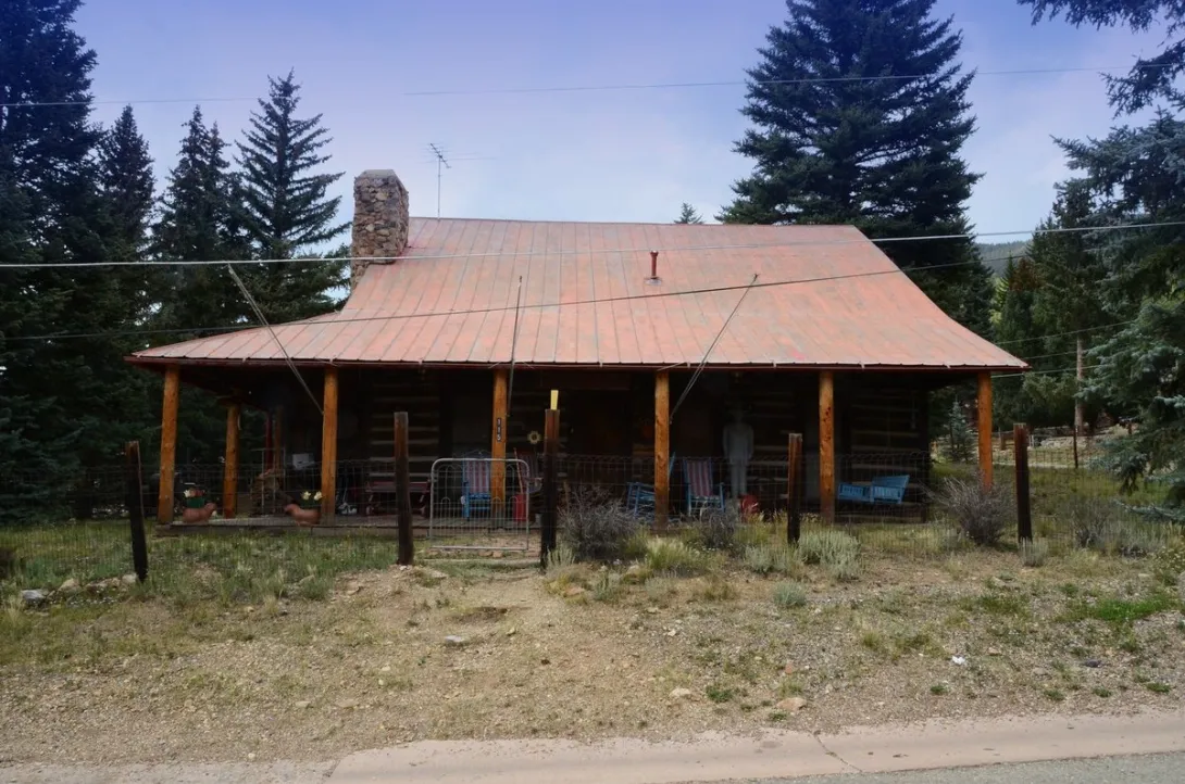 The Pierce-Fuller House in Red River, photographed in 2012.